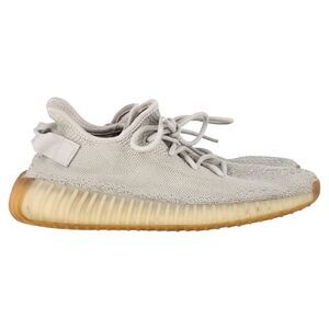 Adidas Yeezy Boost 350 V2 Sneakers in Grey Synthetic
